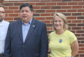 Nikki Budzinski Will Repeal 2017 Tax Cuts, Raising Your Taxes￼